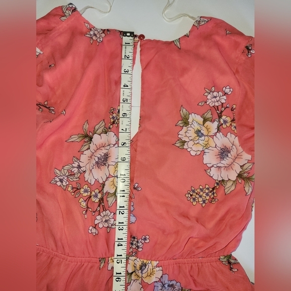 Bailey Blue pink floral print wrap v neck romper with bow keyhole back - Picture 9 of 14